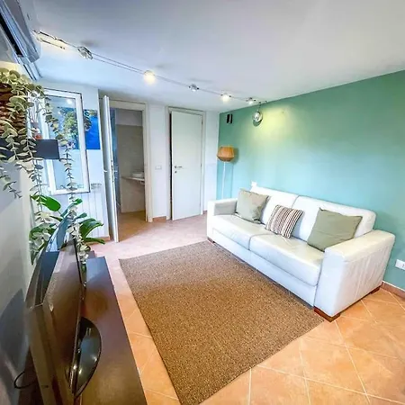 Dreamy Loft Con Vista Mare Giardino E Jacuzzi Da Maggio A Settembre 산타마르게리타리구레