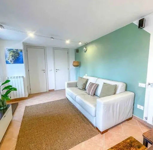 아파트 Dreamy Loft Con Vista Mare Giardino E Jacuzzi Da Maggio A Settembre