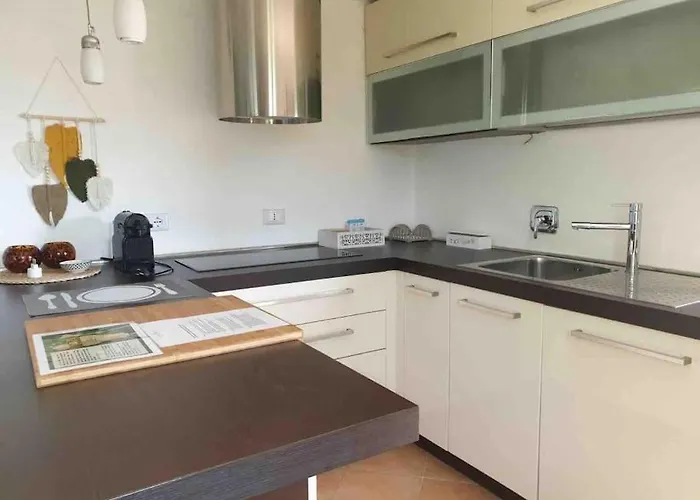 아파트 Dreamy Loft Con Vista Mare Giardino E Jacuzzi Da Maggio A Settembre *